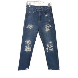 American Eagle Womens Highest Rise 90s Boyfriend Distressed 2 Short Med Wash
